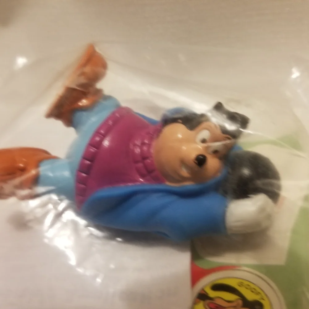 NWOT NIB 3 of 4 Goof Troop Bowling toys set - Picture 3 of 9